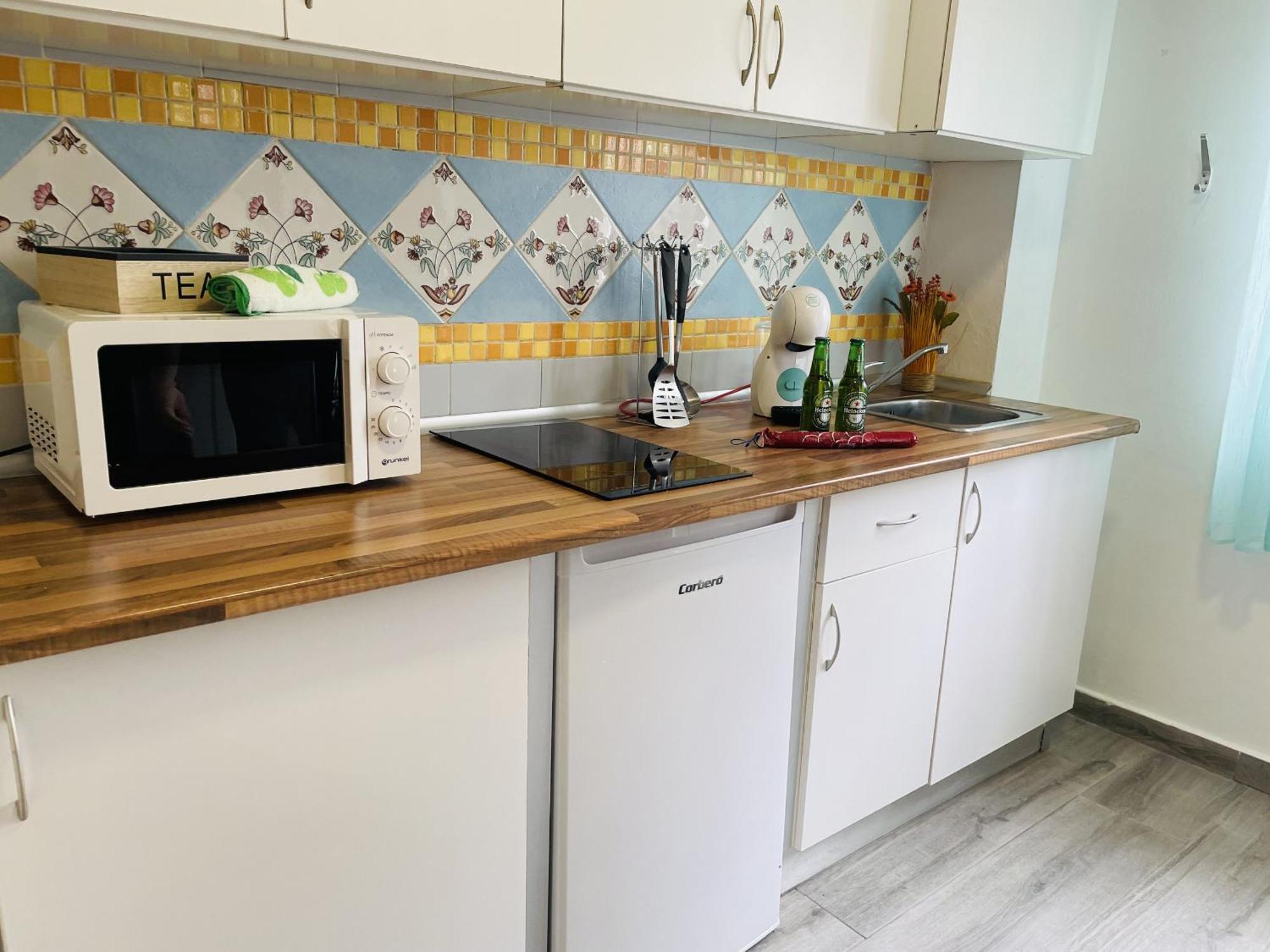 Estudio Jimena Carabeo En El Centro De Nerja Eksteriør billede